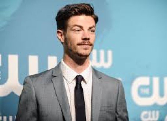 Grant Gustin