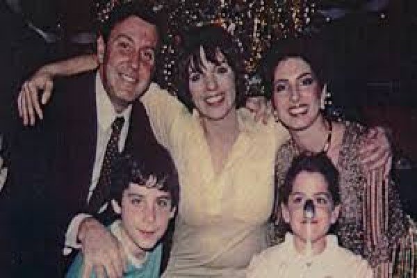 Liza Minnelli Children: The Untold Truth About Her Family, Motherhood and Personal Life
