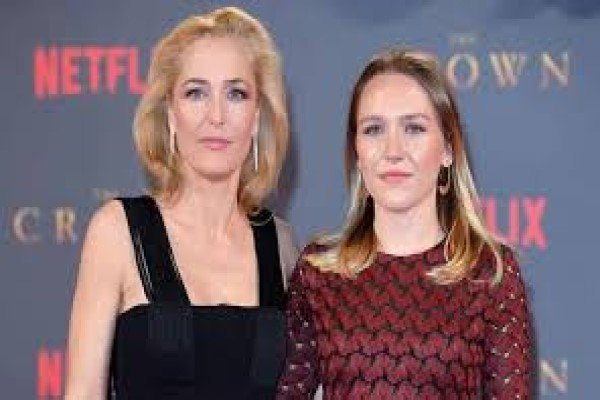 Piper Maru Klotz: The Private Creative Life of Gillian Anderson’s Talented Daughter