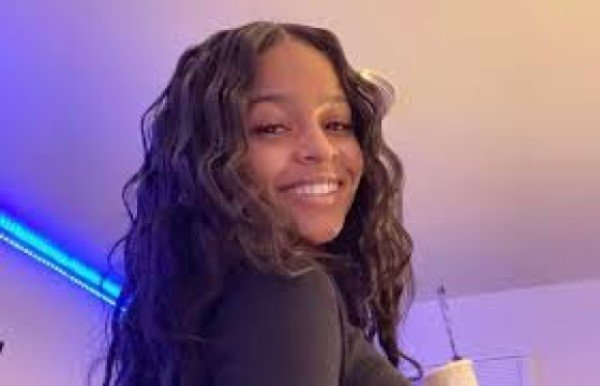 Bailei Knight: Life, Background, and Story of a Private Celebrity Daughter