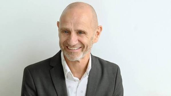 Evan Davis